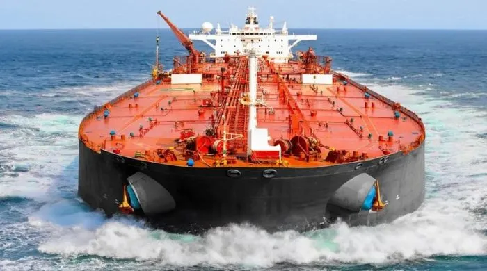 Pakistani ships to carry Kuwaiti fuel as regional tensions continue